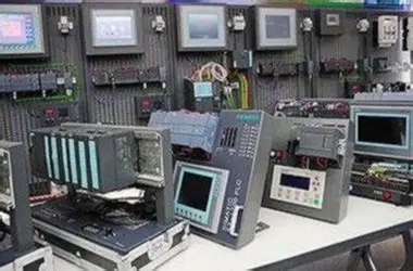 किन सिमेन्स S7-400H महत्वपूर्ण औद्योगिक अनुप्रयोगहरूको लागि गो-टु रिडन्डन्ट कन्ट्रोलर हो? किन सिमेन्स S7-400H महत्वपूर्ण औद्योगिक अनुप्रयोगहरूको लागि गो-टु रिडन्डन्ट कन्ट्रोलर हो?